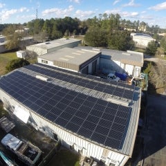 50千瓦SunPower波纹屋顶安装光伏系统