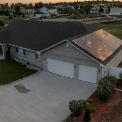 住宅屋顶太阳能装置